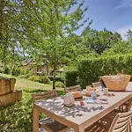 Odalys Domaine Des Coteaux De