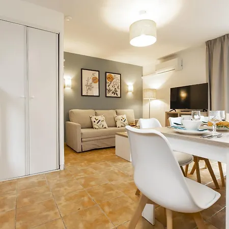 Odalys - Les Coteaux De Aparthotel 4*
